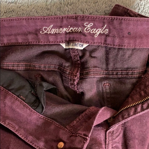 Maroon American Eagle Size 8 Super Stretch Jeans - Picture 2 of 2
